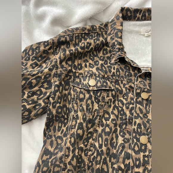 Leopard Print Jacket - Picture 1 of 4